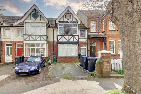 7 Pavilion Road, Worthing Studio for sale