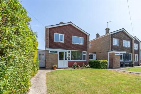 Brook Close, Bognor Regis 3 bed detached house for sale