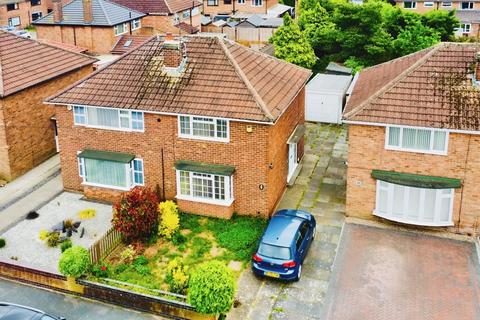 Fishpools, Braunstone Town, LE3 2 bed semi