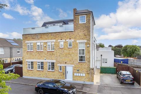 Dale Court, Wallington SM6 2 bed flat for sale