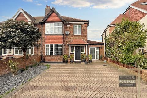 Alderney Avenue, HOUNSLOW TW5 5 bed semi