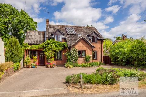Irstead Road, Norwich NR12 4 bed detached house for sale