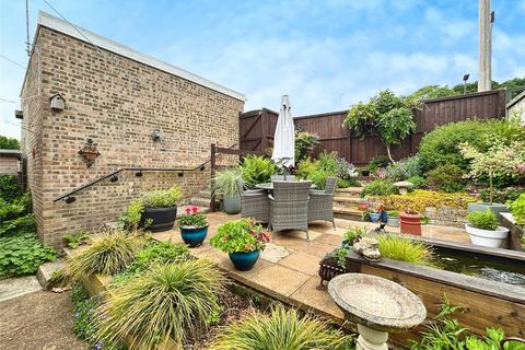 St. Edmunds Walk, Wootton Bridge, Ryde 2 bed bungalow for sale