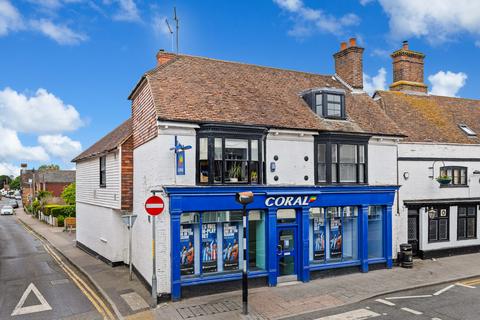 Lingfield Road, Edenbridge TN8 2 bed apartment for sale