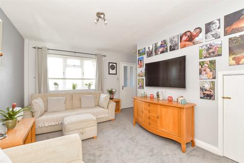 Junction Close, Arundel BN18 2 bed terraced house for sale
