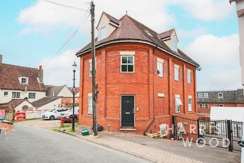 Nunns Road, Colchester, Essex, CO1 4 bed terraced house for sale