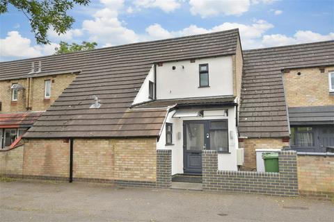 Broomfields Mews, Basildon, Essex 3 bed terraced house for sale