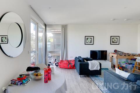 Hilltop Avenue, North Acton, NW10 1 bed apartment for sale