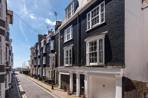 Charles Street, Brighton BN2 2 bed terraced house for sale
