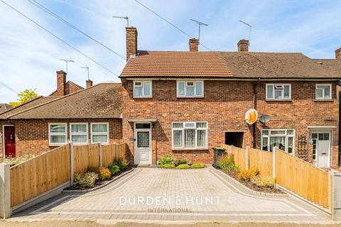 Willingale Road, Loughton, IG10 2 bed semi
