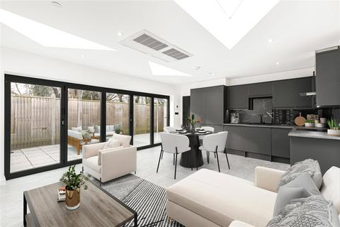 Conyers Road, London, SW16 2 bed detached house for sale