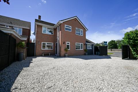 Parsonage Barn Lane, Ringwood, BH24 4 bed detached house for sale