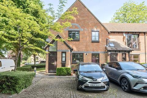 Green Ridges, Oxford OX3 2 bed maisonette for sale