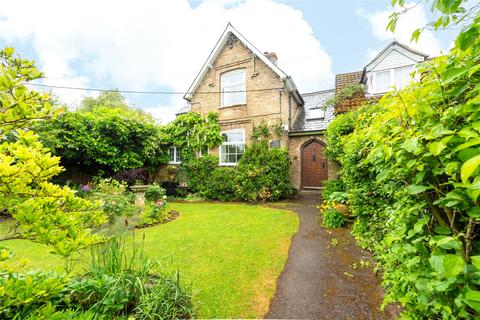 Old School Lane, Stoke Hammond... 2 bed semi