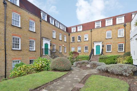 Stapleton Hall Road, Stroud Green... 1 bed flat for sale