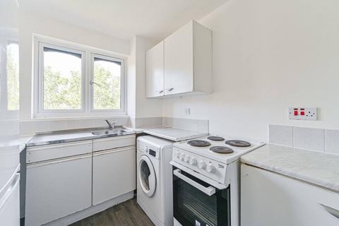 Bridge Meadows, New Cross, London, SE14 1 bed flat for sale