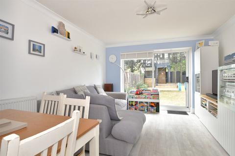 Richmond Drive, Gravesend, Kent 2 bed semi