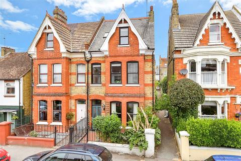 South Eastern Road, Ramsgate CT11 4 bed semi