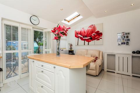 Worsley Road, Swinton, Manchester... 3 bed semi