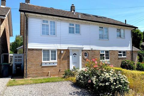 Oaklands Road, Havant, Hampshire, PO9 3 bed semi
