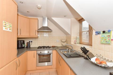 Riverhead Close, Walthamstow 2 bed apartment for sale