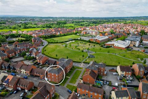 Pluto Way, Aylesbury HP19 1 bed flat for sale