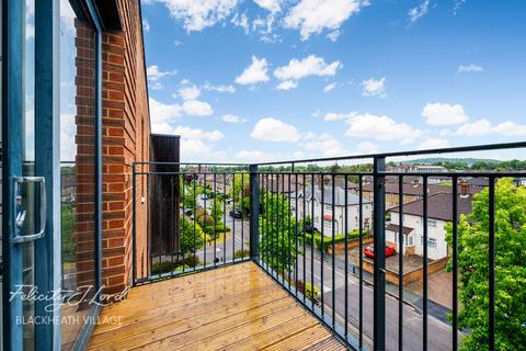 39 Meadowside, London 1 bed apartment for sale