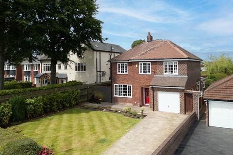 Upton Lane, Widnes, WA8 9AG 5 bed detached house for sale