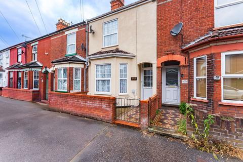 Worthing Road, Lowestoft 2 bed terraced house for sale