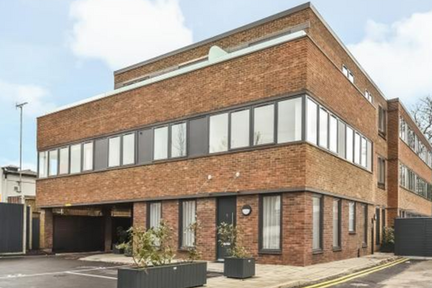 ASHTEAD 1 bed flat for sale