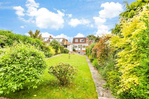 The Ridgeway, Broadstairs, Kent 4 bed chalet for sale