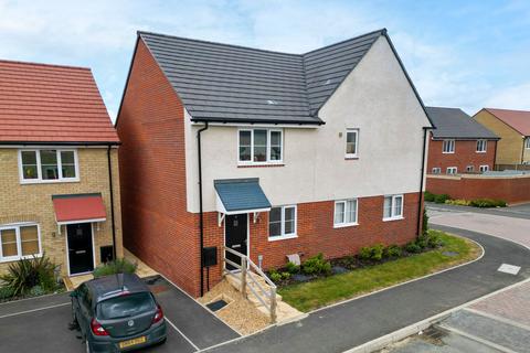 2 bedroom semi-detached house for sale