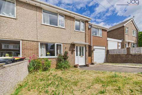 Jackson Close, Lancaster |... 4 bed semi
