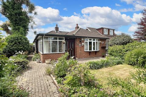 Springfield Avenue, Holbury, SO45 3 bed detached bungalow for sale