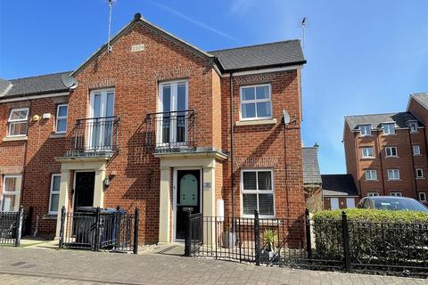 North Main Court, South Shields 2 bed end of terrace house for sale
