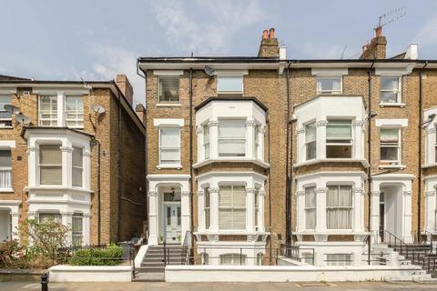Batoum Gardens, London W6 2 bed flat for sale
