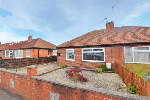 2 bedroom semi-detached bungalow for sale