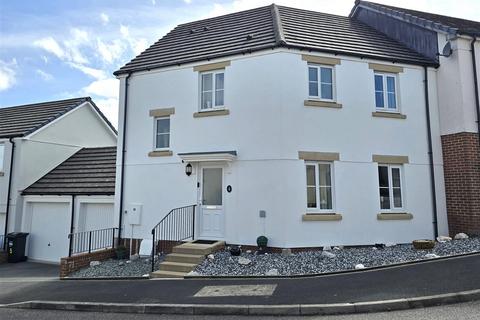 Oak Moor Drive, Launceston 3 bed end of terrace house for sale