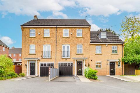 Langdon Close, Sherwood NG5 3 bed terraced house for sale
