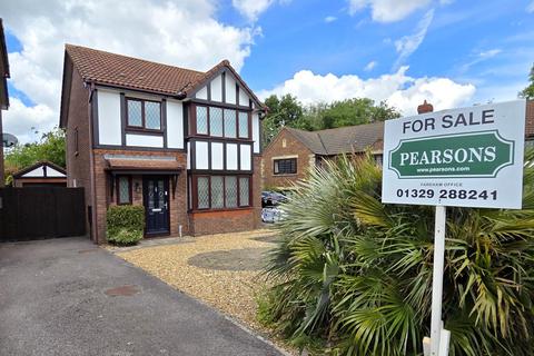 COGHLAN CLOSE, FAREHAM 3 bed detached house for sale