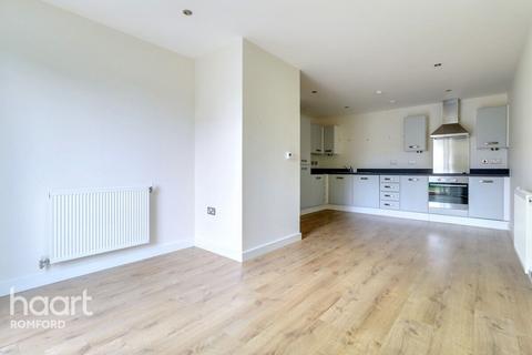 Crown Drive, Romford 1 bed apartment for sale