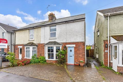 Noreuil Road, Petersfield, Hampshire 3 bed semi
