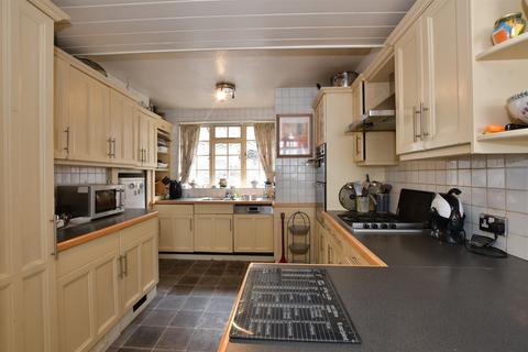 Coleridge Road, Romford RM3 4 bed chalet for sale