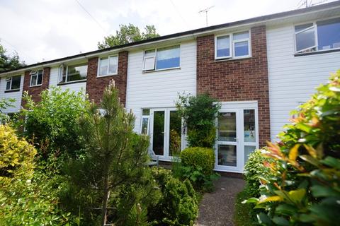 Gilbey Walk, High Wycombe HP10 3 bed terraced house for sale