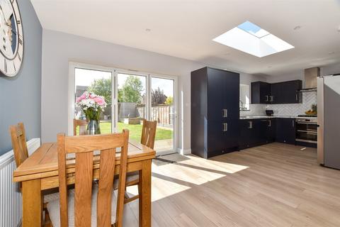 Grove Road, Horley, Surrey 3 bed semi