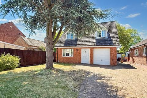 King Street, Wimblington, PE15 3 bed detached house for sale