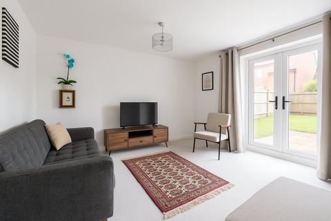 Gorregan Avenue, Bletchley MK3 3 bed semi