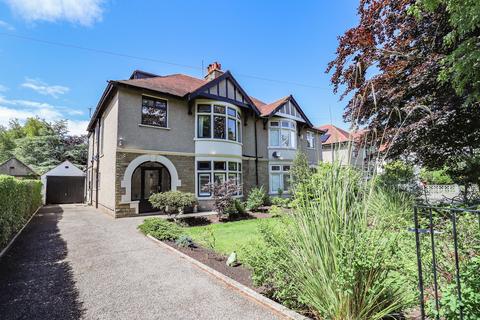 6 bedroom semi-detached house for sale