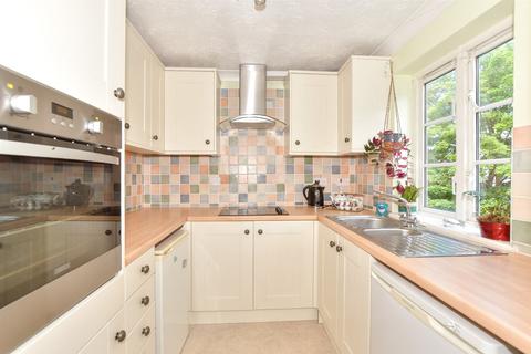 The Causeway, Canterbury, Kent 1 bed flat for sale