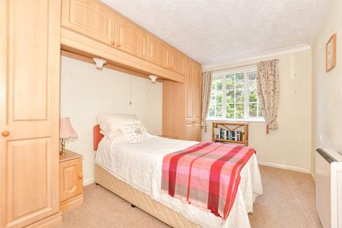 The Causeway, Canterbury, Kent 1 bed flat for sale